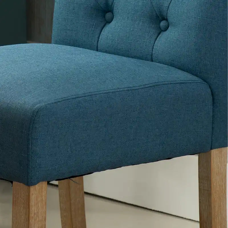Mesa de comedor con 6 sillas capitoné, patas torneadas