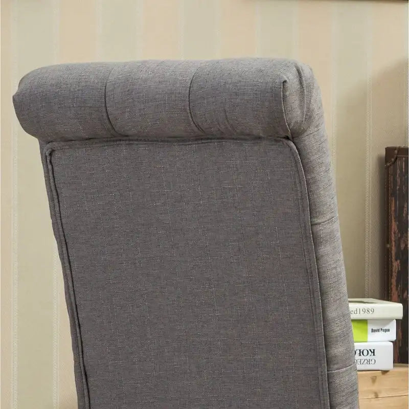Mesa de comedor con 6 sillas capitoné, patas torneadas