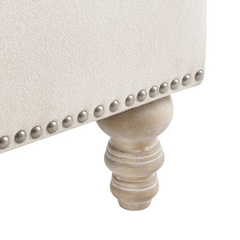 Sillón tapizado con cojín lumbar, estructura de madera maciza