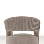 Sillón giratorio decorativo de terciopelo con respaldo abierto y base metálica