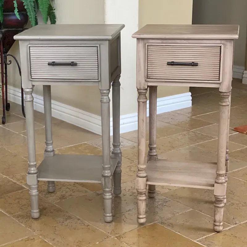 Mesa auxiliar estilo rústico francés con cajón y estante abierto